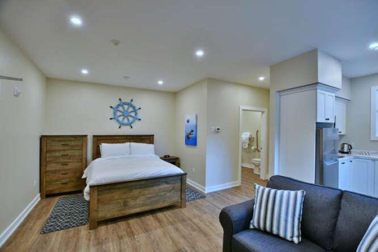 The Landing-Extended Stay Quarters Meaford المظهر الخارجي الصورة